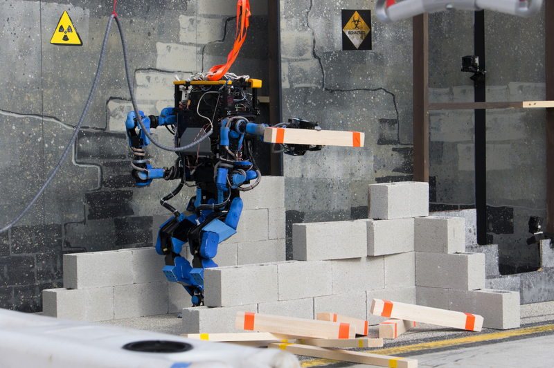Illustration for article titled Meet the eight astounding finalists of DARPA's Robotics Challenge